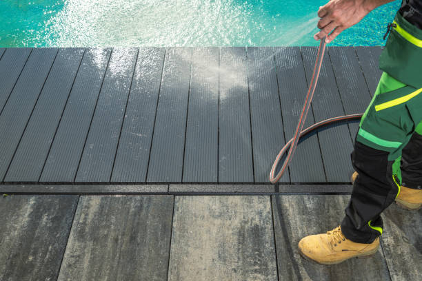 Best Deck Pressure Washing  in Absecon, NJ